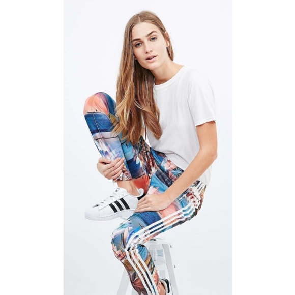 Adidas Originals  FARM  Curso D’Agua Superstar Track Pant Size XS Dusty Pink - Picture 5 of 16